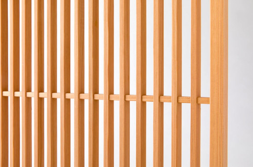 木製頑丈気品のある格子衝立 縦格子衝立 | 西村建具製作所