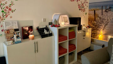 Yvonne Frail Complementary & Beauty