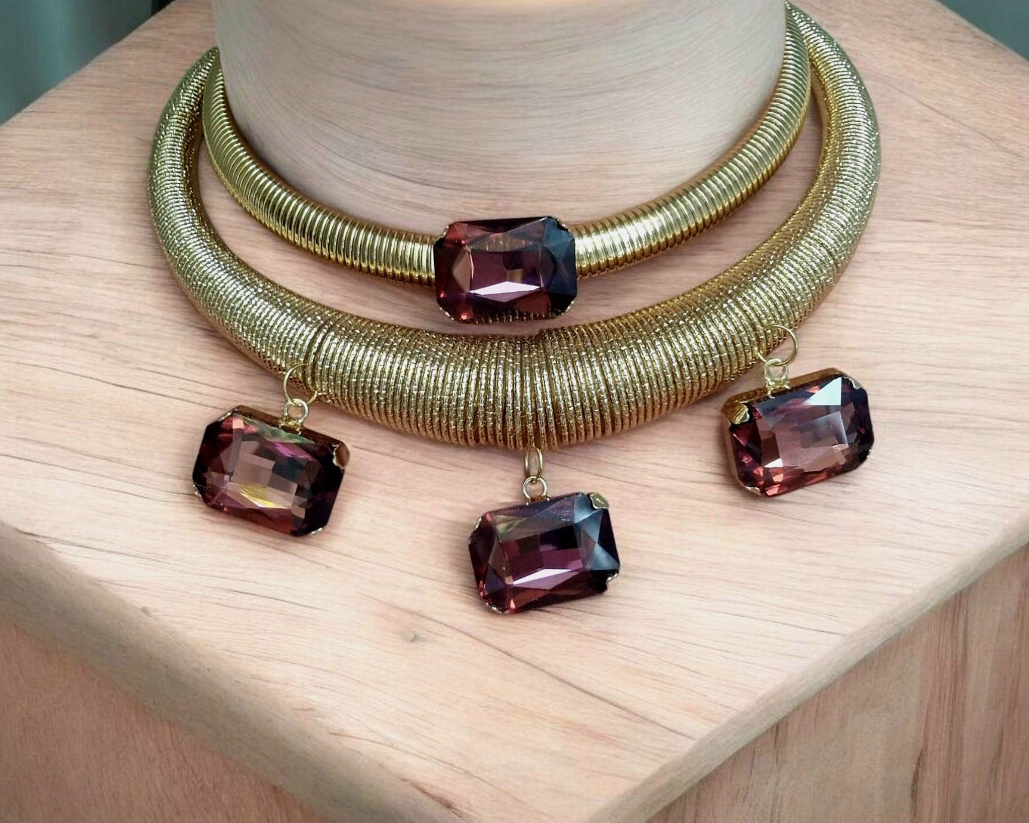 Collana acciaio color oro tre cristalli Amelia