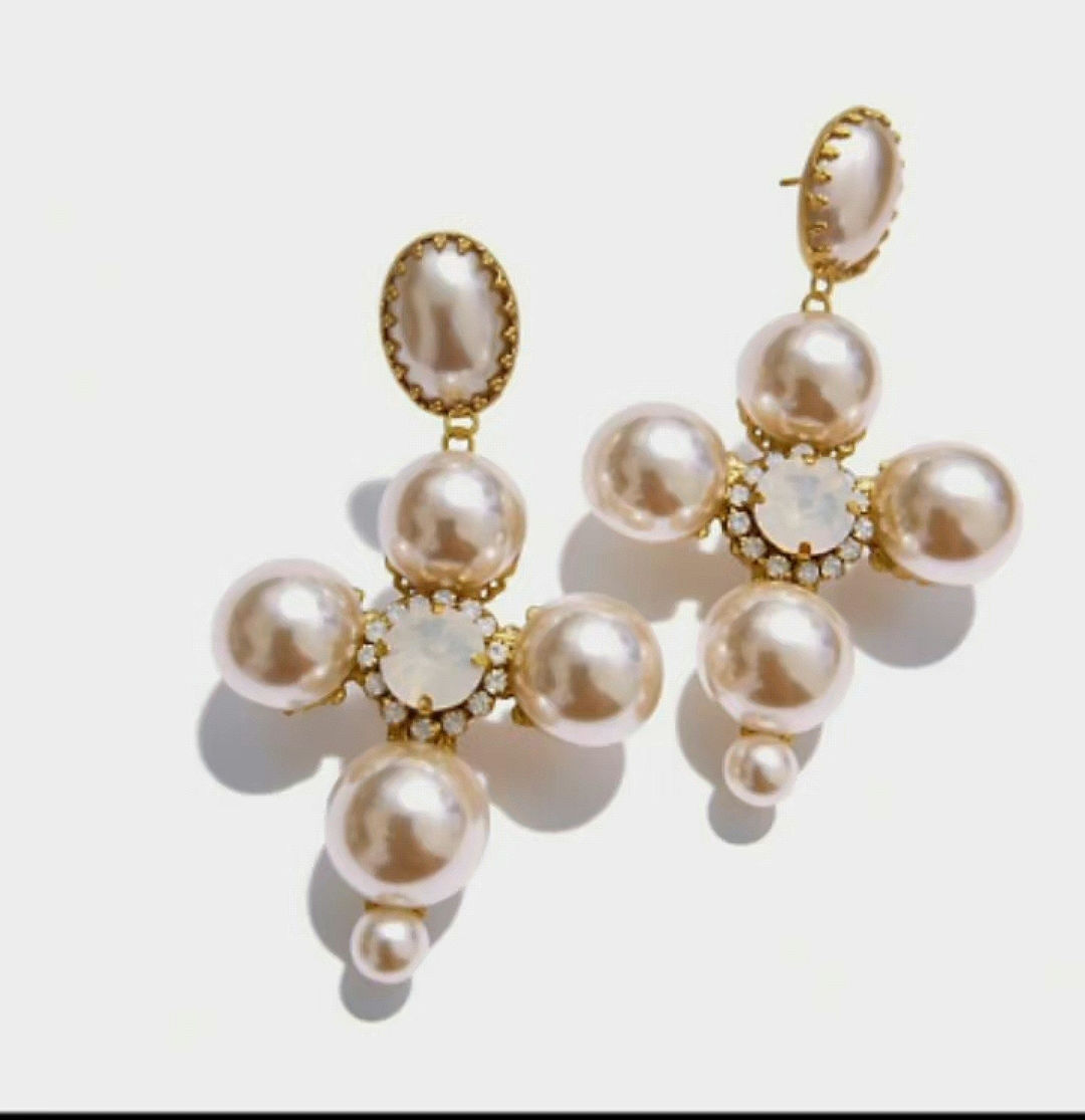Orecchini croce perla