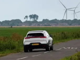 County's flat roads help electric car set record
