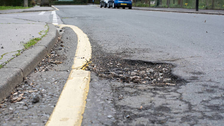 Labour’s One-Million Pothole Pledge Faces Early Challenges