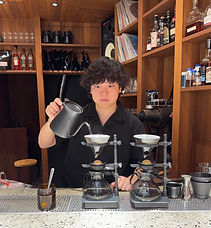 REBOOT COFFEE BAR プロフィール写真.jpg
