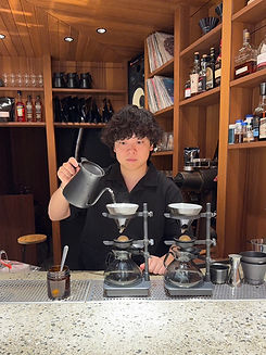 REBOOT COFFEE BAR プロフィール写真.jpg