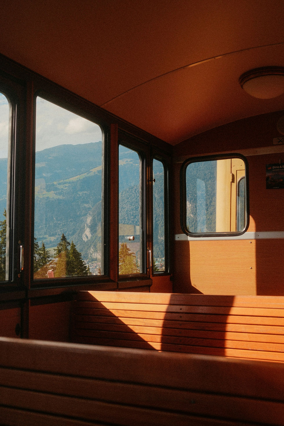 karsten-winegeart-HiczTIyubGA-unsplash.jpg