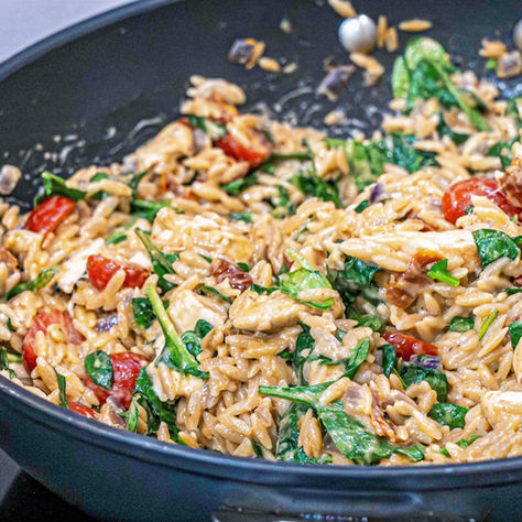 risoni, poulet, tomates, paprika