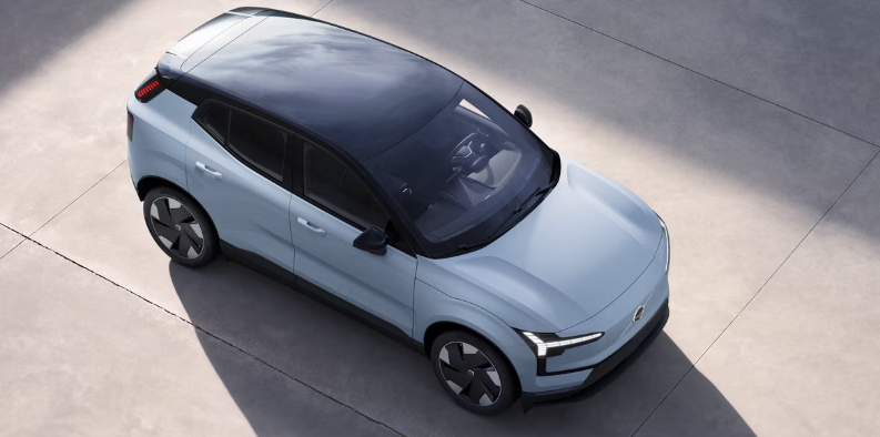 Volvo EX30 con incentivi statali 2025 contributo fino a €.11.000