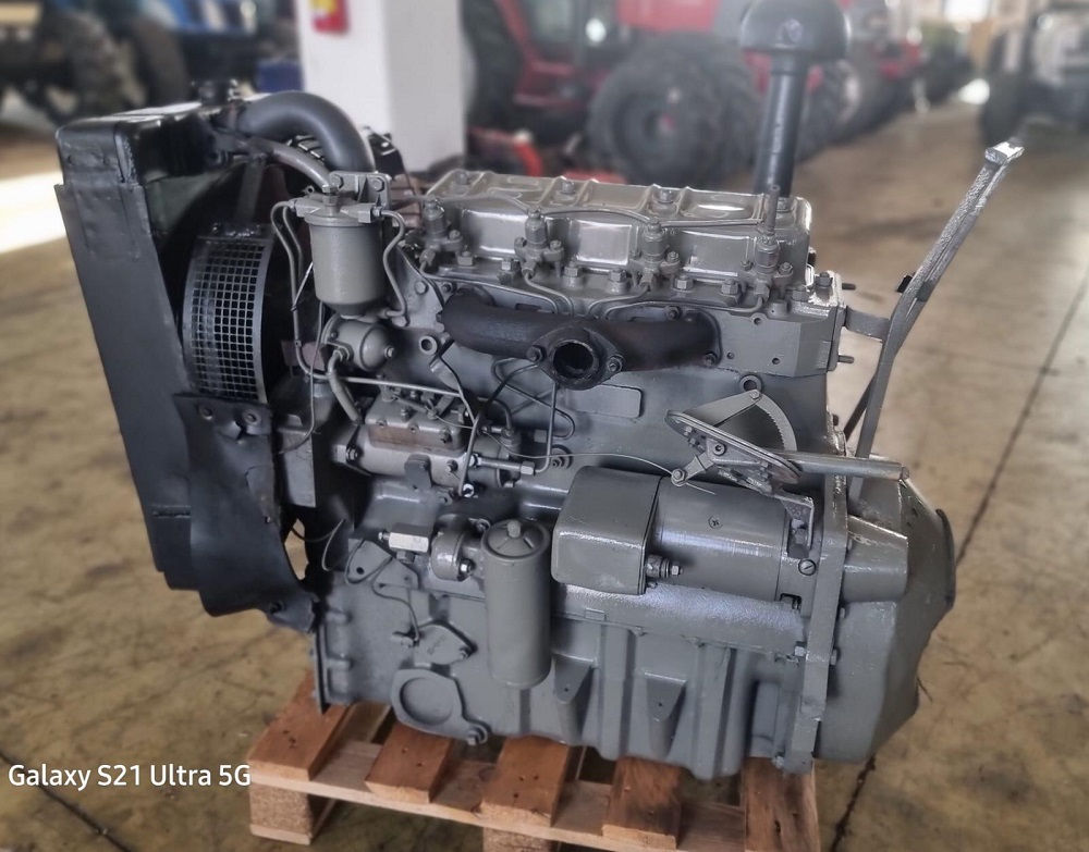 MOTORE PERKINS 4 CILINDRI 85 HP