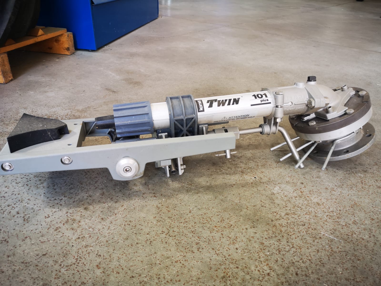 IRRIGATORE MARCA KOMET MOD. 101 PLUS