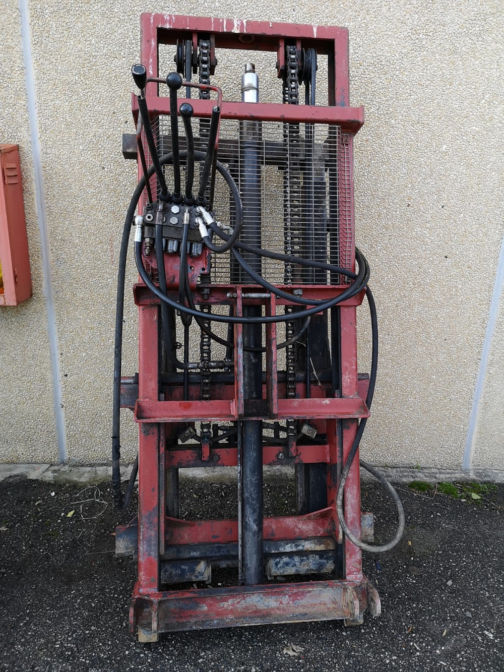 ELEVATORE ATTACCO A TRE PUNTI