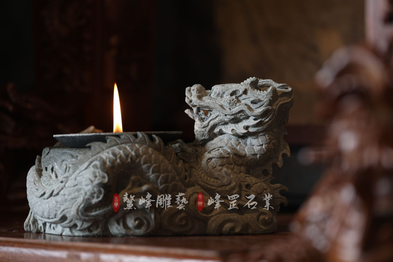 石雕藝品_青斗石龍形油燈座01