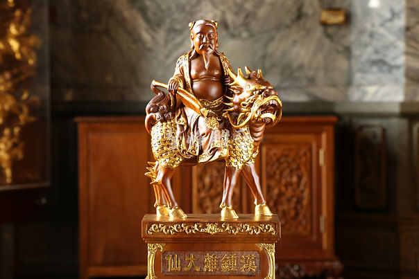鰲峰雕藝_木雕神像【漢鍾離大仙】 | 鰲峰寺廟建築