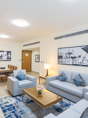 Golden Sands !0 Hotel Apartments 3 BR