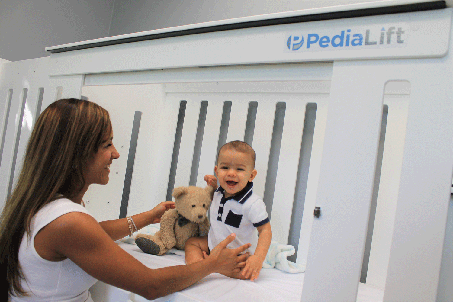 PediaLift Crib™ for disabled parents