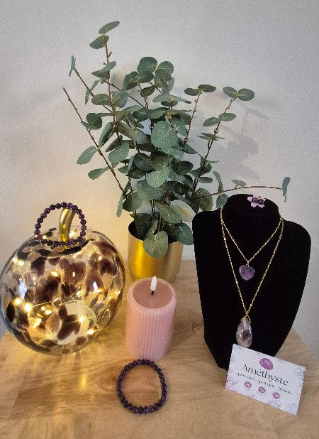 Pendentif chaîne en forme de goutter en améthyste