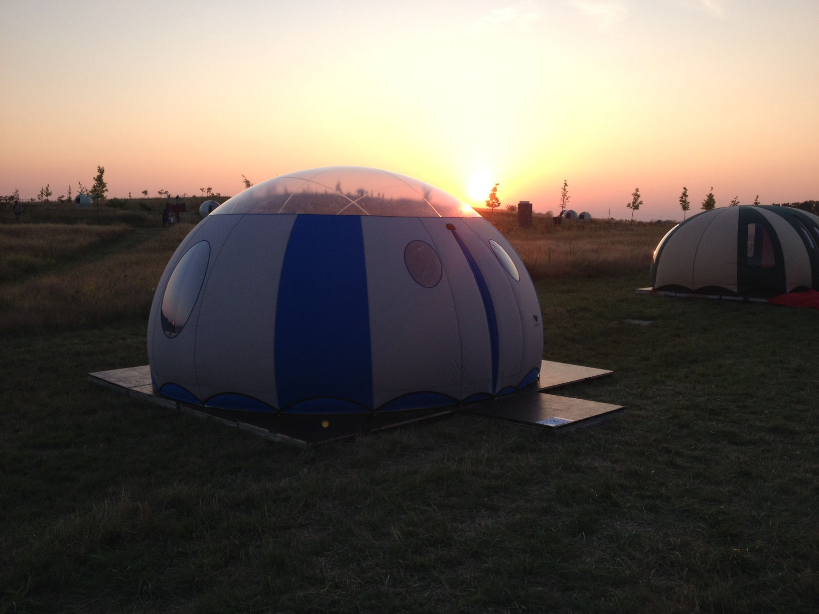 Sky Bubble with clear dome