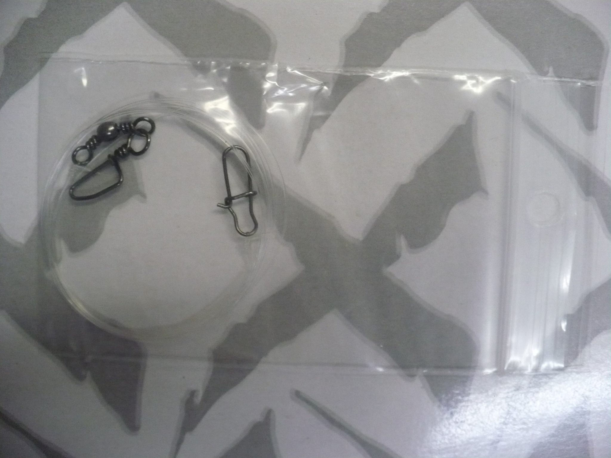 Tricheuse avec super fil / White dual clip and swivel