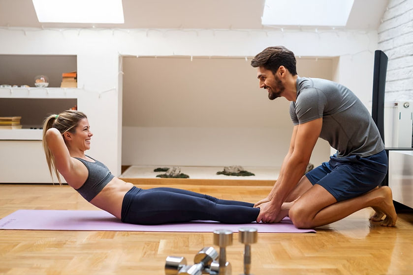 abdo Fit femme avec coach sportif à domicile