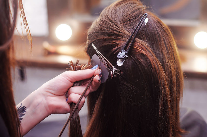 hair extension in a professional hairdressing salon