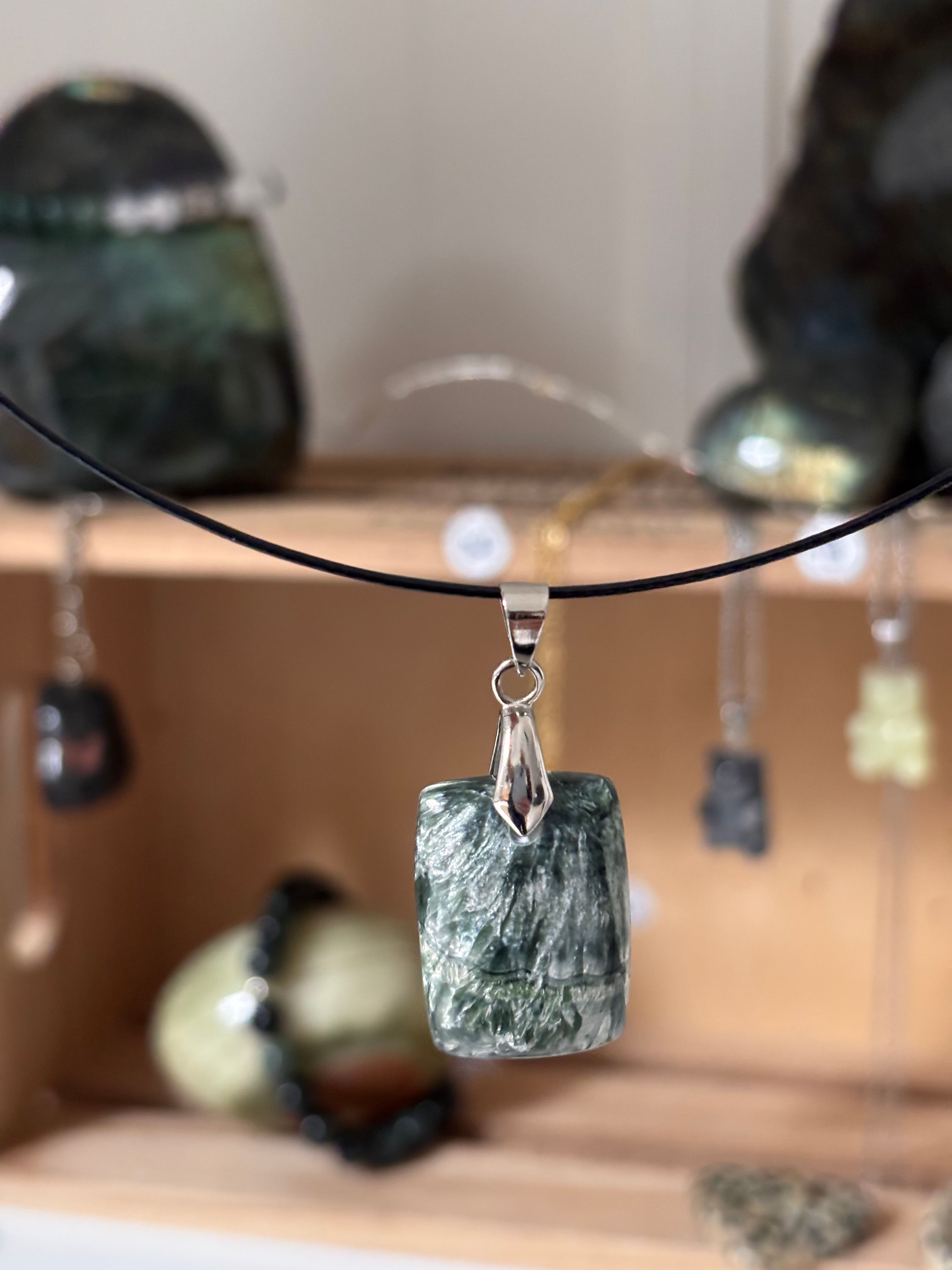 Pendentif Séraphinite