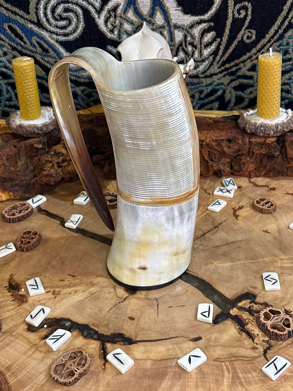 Thumbnail: Large carved tankard #8