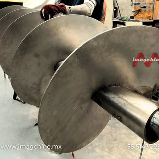 Helicoidal de acero inoxidable diseñado para resistir ambientes corrosivos.