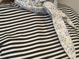 Le Mini-Foulard : 3 façons de sublimer votre tenue