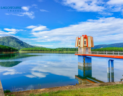 tuyen-lam-lake-da-lat.jpg