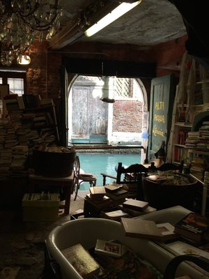 book boat2