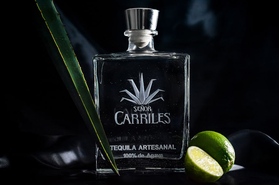 Botella de Tequila Carrriles Artesanal