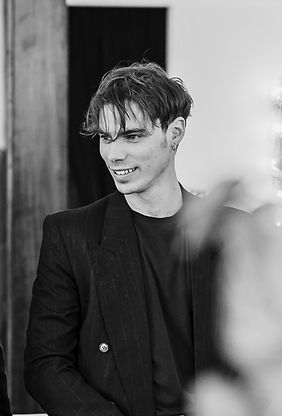 f1a2c9c3-e8c9-45ed-ba49-85f030772e26.jpg