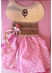 θέμα φορεματάκι μπομπονιέρα βάφτιση