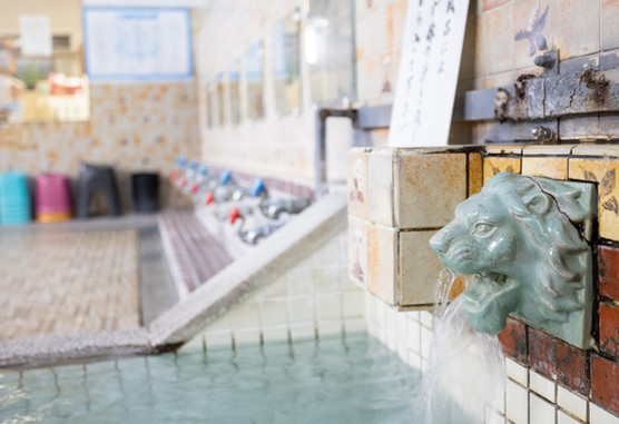 水風呂のライオンの蛇口