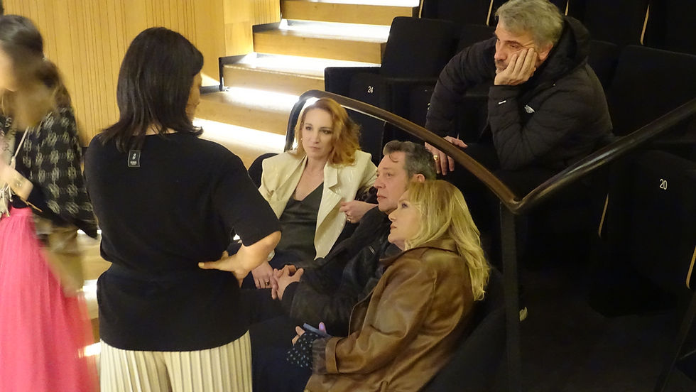 preping the actors