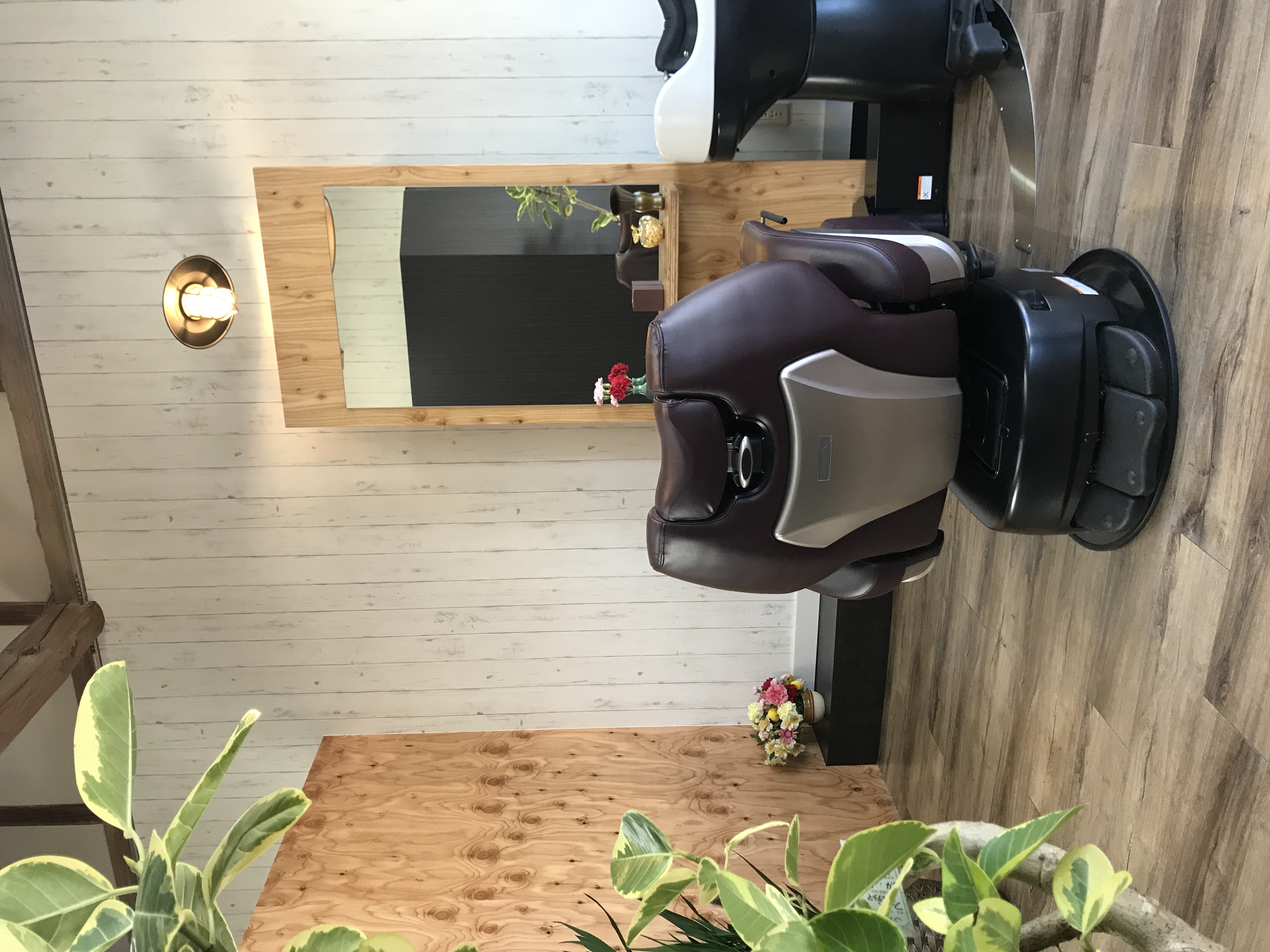BARBER KOMA 店内