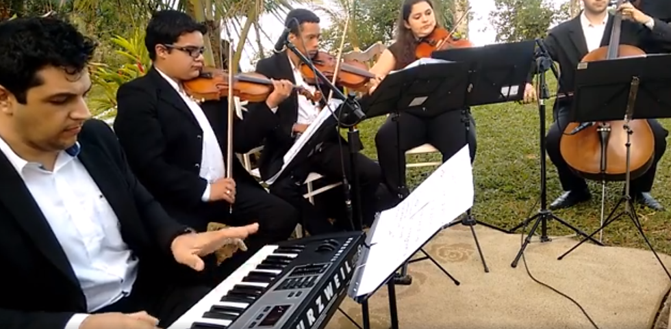 Quarteto de cordas e Teclado