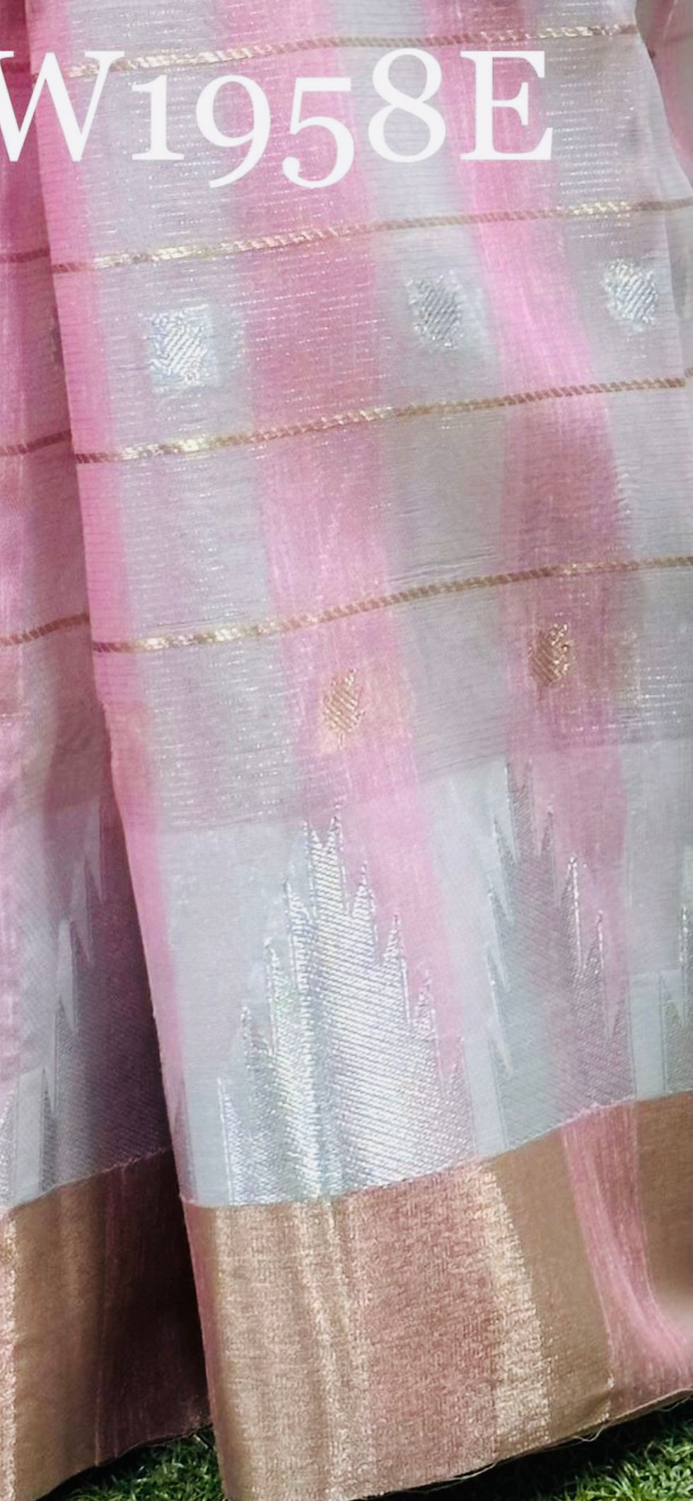 Thumbnail: SR87 Saree
