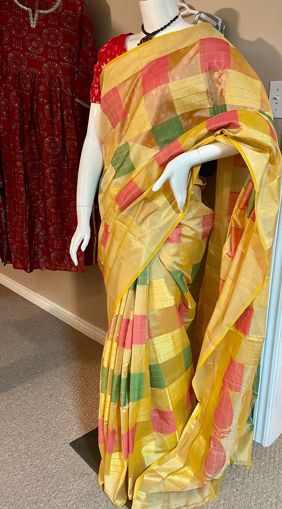 Thumbnail: Saree