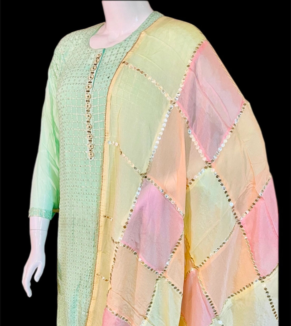Kurthi (40)
