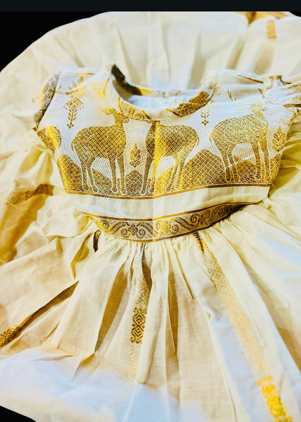 Thumbnail: Onam girls frock (1-2y)