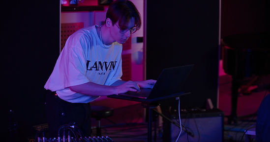 hyperpop set_edited.jpg