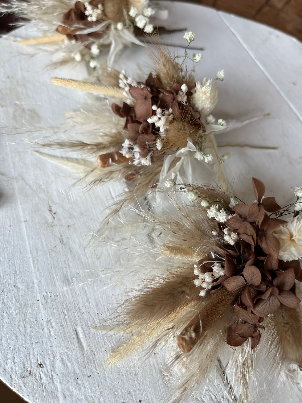 Thumbnail: Boho dried flower pampas hair pins,pantone mocha mousse