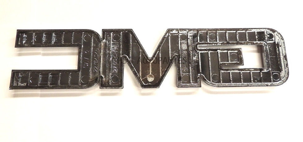 Miniatura: Emblema GMC Sierra 11-13 Usado Original