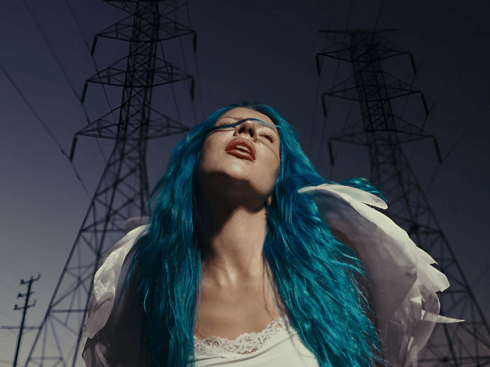 Charlotte Sands Announces 'Satellite (Deluxe)' Album, Out October 16