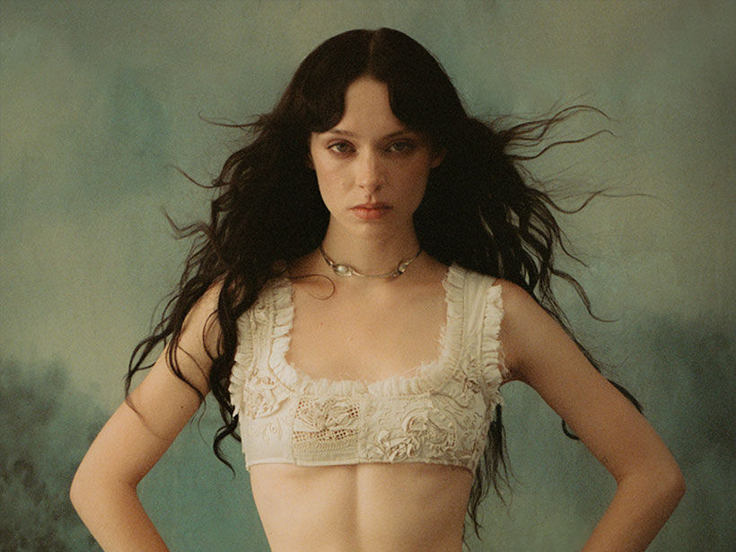 Holly Humberstone Announces 'Cruel World... so it ends' Deluxe Album, Out November 13