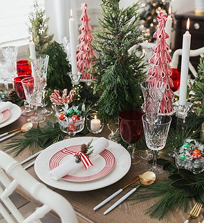 christmas-tablescape-lindt-10-1605818901.jpg