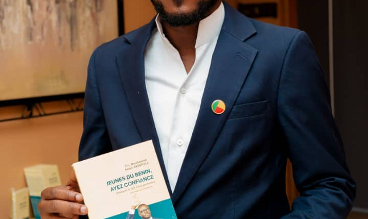Troisième chapitre du livre "Jeunes du Bénin, ayez confiance" : Que retenir de l'essai politique du Dr Mouhamed Awali AKINTOLA ?