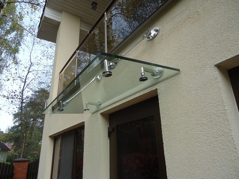 Цельностеклянный козырек ЛисийНос.jpg