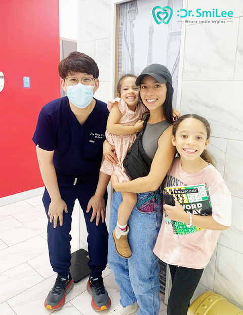 Dr. SmiLee Dental of Waco, TX 76710 Medicaid, Dental Implant, Family and Emergency Dentistry - Medicaid Dentist, Dental Implants, Kid Friendly Dentist, IV Sedation, Invisalign, Crown, Wisdom Tooth Extractions, Dentures, Dental Checkup & Cleaning, Oral Cancer Screening, Inlays and Onlays, Bridge, Esthetic Filling, Tooth Bonding, Teeth Whitening, Veneers, Root Canal Therapy