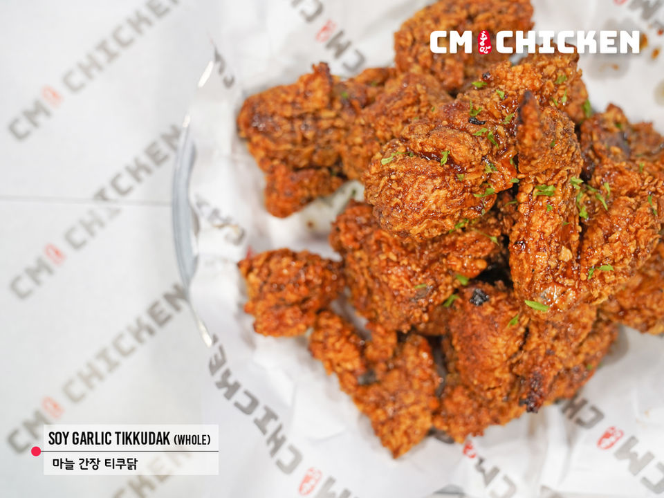 CM Korean Fried Chicken, Lincoln Park Chicago, 2439 North Clark Street, Chicago, IL, USA, Korean Restaurant, Korean Bar, Korean Food, Choong Man Chicken, tikkudak, tikku chicken, snow onion chicken, Korean fried chicken, fried chicken, spicy chicken, chicken wings, crispy chicken, boneless chicken, french fries, k-food, Korean food near me, fried chicken near me, take out, delivery, chicken delivery, to go, restaurants near me, food near me, place to eat, places to eat near me, diner, restaurants nearby, local restaurants, take out restaurants